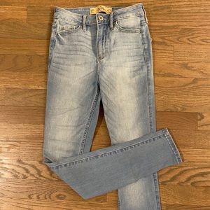 Hollister Light Blue High Rise Women Jeans, Size 00